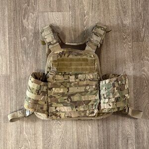 Condor camouflage plate carrier tactical vest